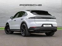 Used Porsche Cayenne 464 HP (341 kW) 2025 White SUV