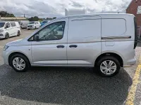 Usado VW Caddy 122 HP (89 kW) 2022 Prateado Monovolume