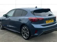 Used Ford Focus ST-Line 155 HP (114 kW) 2022 Blue Hatchback