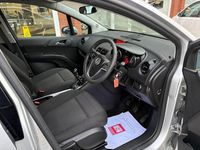 Used Vauxhall Meriva 2012 Sovereign silver MPV