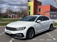 Used VW Passat R-line 150 HP (110 kW) 2021 White Sedan