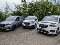 Usado Vauxhall Combo Sportive 100 CV (73 kW) 2020 Blanco Monovolumen