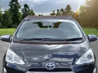 Used Toyota Yaris 100 HP (73 kW) 2015 Black Hatchback