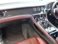 Used Bentley Continental 659 HP (484 kW) 2022 Red Coupe