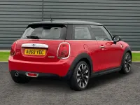 Used Mini Cooper Exclusive 136 HP (100 kW) 2019 Red Hatchback