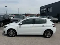Used Peugeot 308 Allure 120 HP (88 kW) 2015 White Hatchback