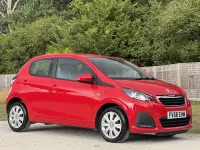 Used Peugeot 108 Active 72 HP (52 kW) 2019 Red Hatchback