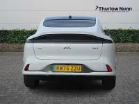 Używany MG IM6 300 kW (408 KM) 2026 Biały SUV