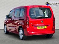 Second-hand Vauxhall Combo S 110 CP (80 kW) 2019 Roșu Monovolum