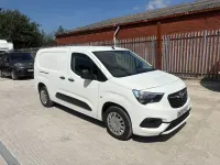 Used Vauxhall Combo Sportive 100 HP (73 kW) 2020 White MPV