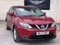 Used Nissan Qashqai Acenta 110 HP (80 kW) 2017 Red SUV