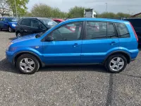 Używany Ford Fusion Zetec 80 KM (58 kW) 2009 Niebieski Hatchback