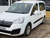 Used Citroën Berlingo Feel 100 HP (73 kW) 2015 White MPV