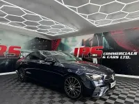 Usado Mercedes E200 AMG line 200 CV (147 kW) 2022 Azul Berlina