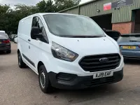 Used Ford Transit Custom 105 HP (77 kW) 2019 White Van