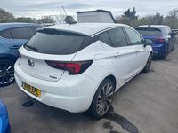 Second-hand Vauxhall Astra SRi 150 CP (110 kW) 2016 Alb Hatchback