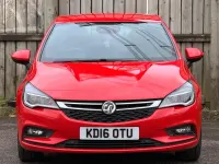 Second-hand Vauxhall Astra SRi 110 CP (80 kW) 2016 Roșu Hatchback
