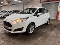 Used Ford Fiesta Zetec 2013 White Hatchback
