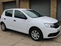Usado Dacia Sandero Essentiel 90 HP (66 kW) 2019 Branco Citadino