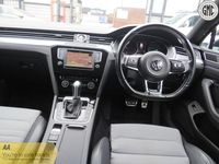 Begagnad VW Passat R-line 150 HK (110 kW) 2015 Blå Kombi