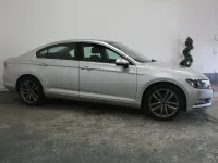 Used VW Passat SE 2015 Silver Sedan