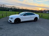 Used Audi A5 Black Edition 190 HP (139 kW) 2015 White Coupe