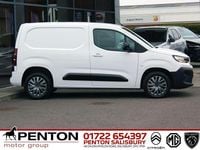 Used Citroën Berlingo 101 HP (74 kW) 2024 White MPV