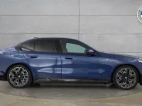 Used BMW i5 M Sport 246 kW (335 HP) 2025 Blue