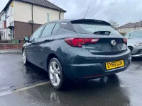 Gebraucht Vauxhall Astra SRi 105 PS (77 kW) 2016 Grün Kleinwagen