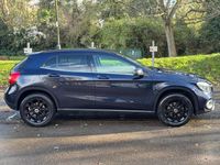 Used Mercedes GLA200 SE 2018 Blue SUV
