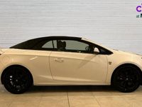 Used Vauxhall Cascada Elite 170 HP (125 kW) 2016 White Cabriolet