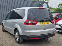 Begagnad Ford Galaxy Zetec 140 HK (102 kW) 2009 Silver Minibuss