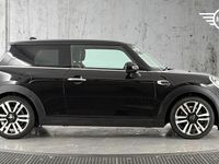 Begagnad Mini Cooper Exclusive 134 HK (98 kW) 2018 Svart Halvkombi