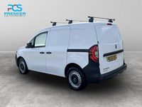 Usado Renault Kangoo 89 kW (122 CV) 2023 Blanco Monovolumen
