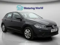 Usado VW Polo S 95 CV (69 kW) 2022 Negro Utilitario