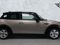 Używany Mini Cooper Classic 134 KM (98 kW) 2023 Szary Hatchback