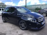 Usado Mercedes B200 AMG line 2017 Preto Monovolume