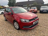 Begagnad VW Polo 2014 Röd Halvkombi