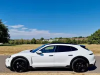 Used Porsche Taycan 350 kW (476 HP) 2023 White Estate