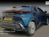 New Toyota C-HR 140 HP (102 kW) 2025 Blue SUV