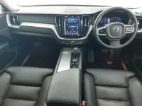 Used Volvo XC60 Plus 250 HP (183 kW) 2023 Grey SUV