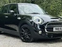 Used Mini Cooper S Hatch 192 HP (141 kW) 2018 Black Hatchback
