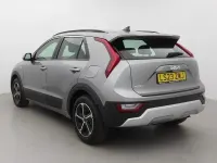 Usado Kia Niro 139 CV (102 kW) 2023 Gris SUV