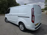 Used Ford Transit Custom Limited 130 HP (95 kW) 2018 White Van