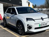 New Renault R5 Komfort 110 kW (150 HP) 2025 Special metallic  arctic white  Hatchback