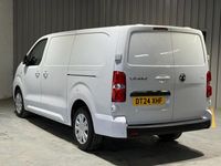 Used Vauxhall Vivaro 145 HP (106 kW) 2024 White MPV
