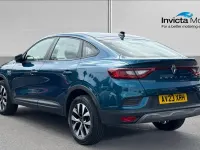 Used Renault Arkana Evolution 138 HP (101 kW) 2023 Zanzibar blue SUV