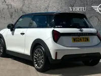 Used Mini Cooper S Hatch 201 HP (147 kW) 2024 White Hatchback