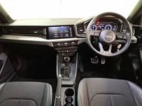 Usado Audi A1 S-Line 95 HP (69 kW) 2022 Cinzento SUV