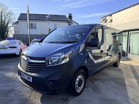 Second-hand Vauxhall Vivaro 95 CP (69 kW) 2017 Albastru Monovolum